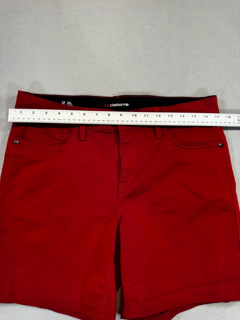 Liz Claiborne Red Stretch Denim Women's Shorts - Picture 4 of 8